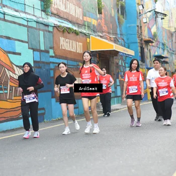 Runner Photo 8103744