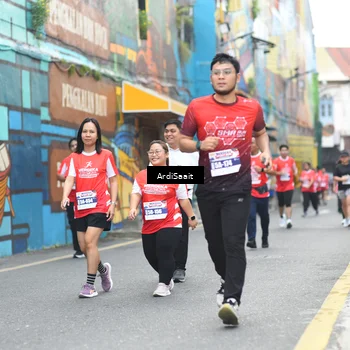 Runner Photo 8103755