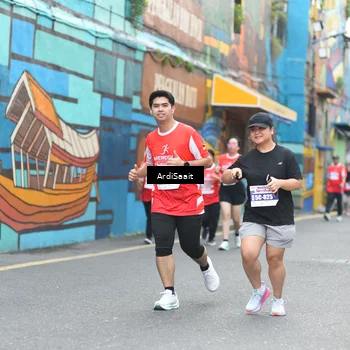 Runner Photo 8103764