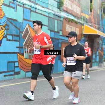 Runner Photo 8103766