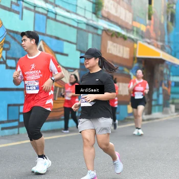 Runner Photo 8103769
