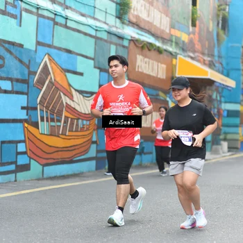 Runner Photo 8103776