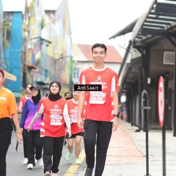 Runner Photo 8103798