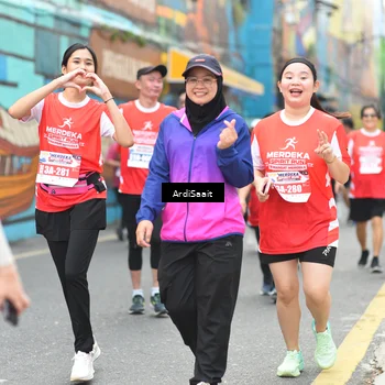 Runner Photo 8103807