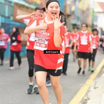Runner Photo 8103814