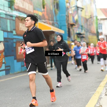 Runner Photo 8103829