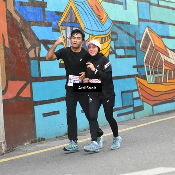 Runner Photo 8103837