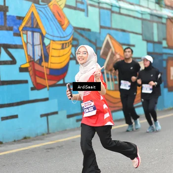 Runner Photo 8103839