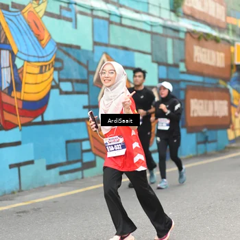 Runner Photo 8103849