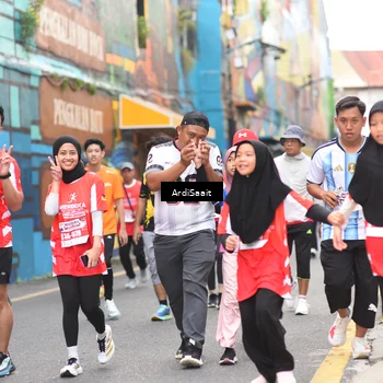 Runner Photo 8103854
