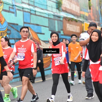 Runner Photo 8103856