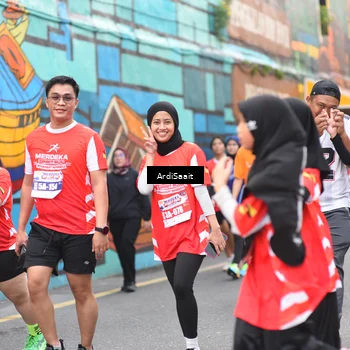 Runner Photo 8103859