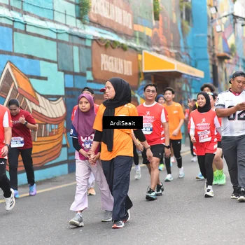 Runner Photo 8103872