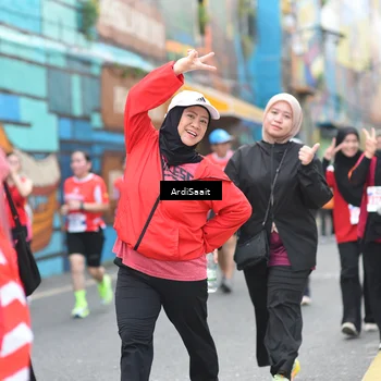 Runner Photo 8103888