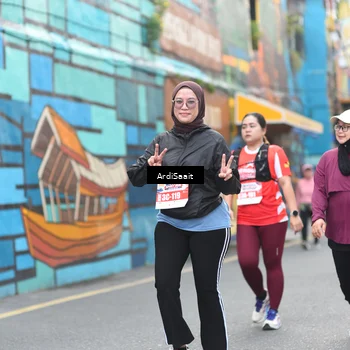 Runner Photo 8103890