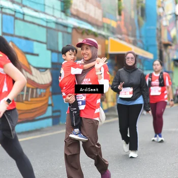 Runner Photo 8103898