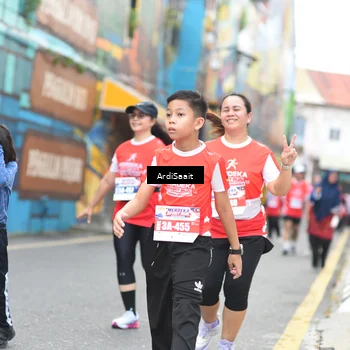 Runner Photo 8103920