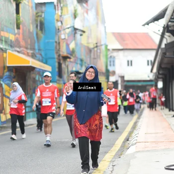 Runner Photo 8103922