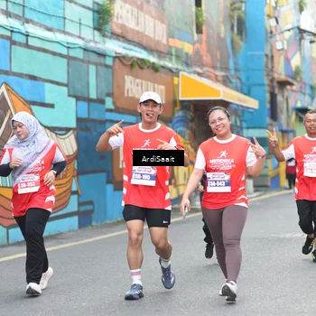 Runner Photo 8103937