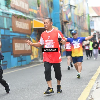 Runner Photo 8103941