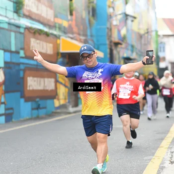 Runner Photo 8103946