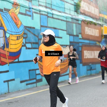 Runner Photo 8103971