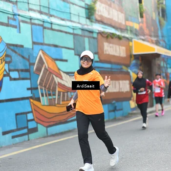 Runner Photo 8103984