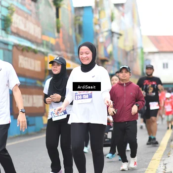 Runner Photo 8103992