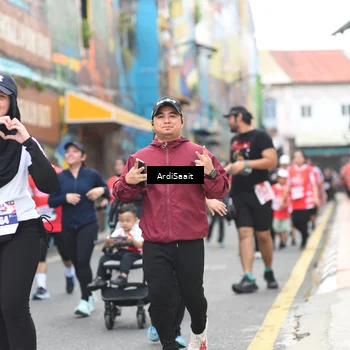 Runner Photo 8103998