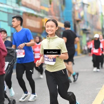 Runner Photo 8104004