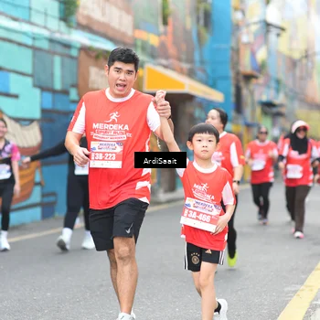 Runner Photo 8104023