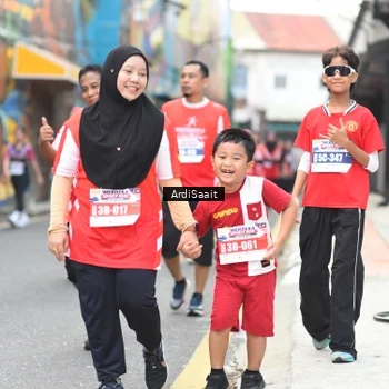 Runner Photo 8104030