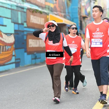 Runner Photo 8104038