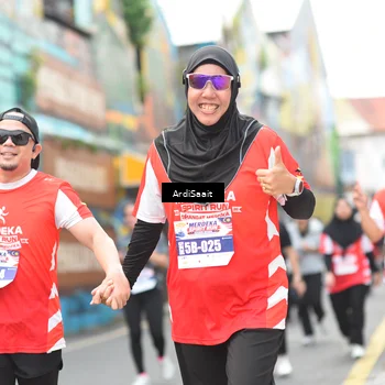 Runner Photo 8104040