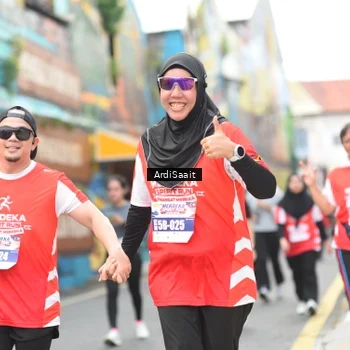 Runner Photo 8104049