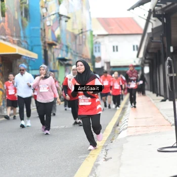 Runner Photo 8104059