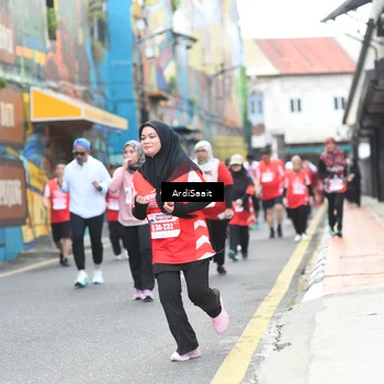 Runner Photo 8104063