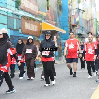 Runner Photo 8104064