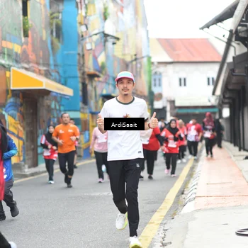 Runner Photo 8104068