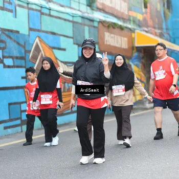 Runner Photo 8104075