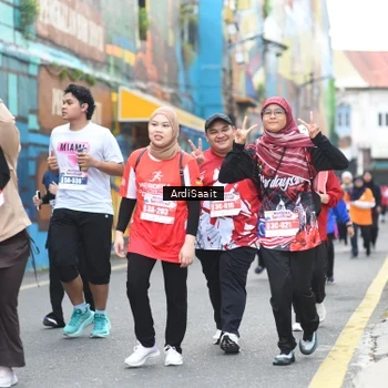 Runner Photo 8104082