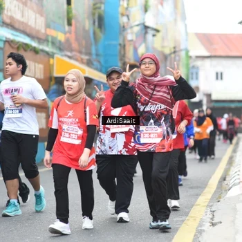 Runner Photo 8104084