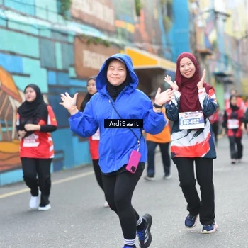 Runner Photo 8104098