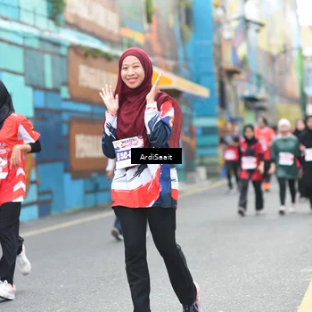 Runner Photo 8104100