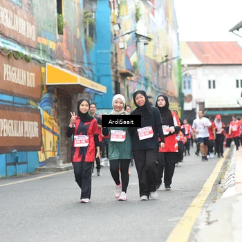 Runner Photo 8104103