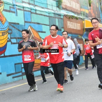 Runner Photo 8104117