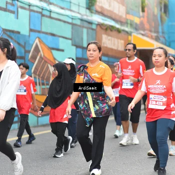Runner Photo 8104260