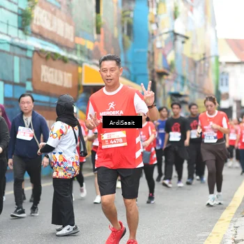 Runner Photo 8104262