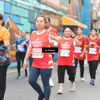 Runner Photo 8104264