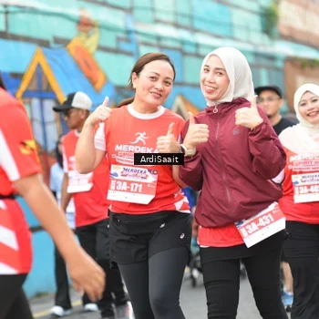 Runner Photo 8104307